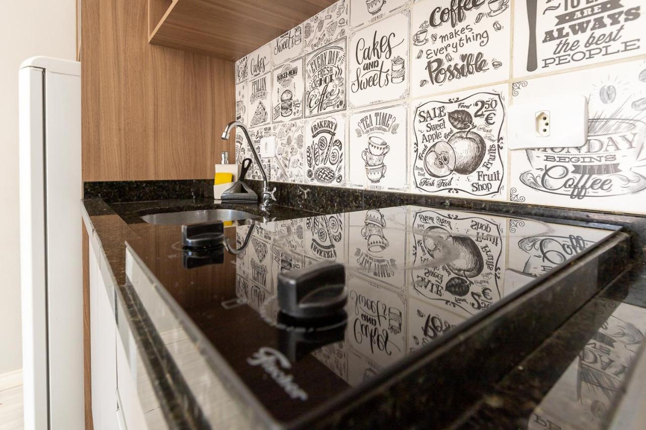 3-Studio Lindamente Decorado! Ideal Para Casal!!! Curitiba Luaran gambar